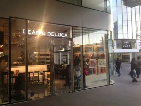 Dean & DeLuca